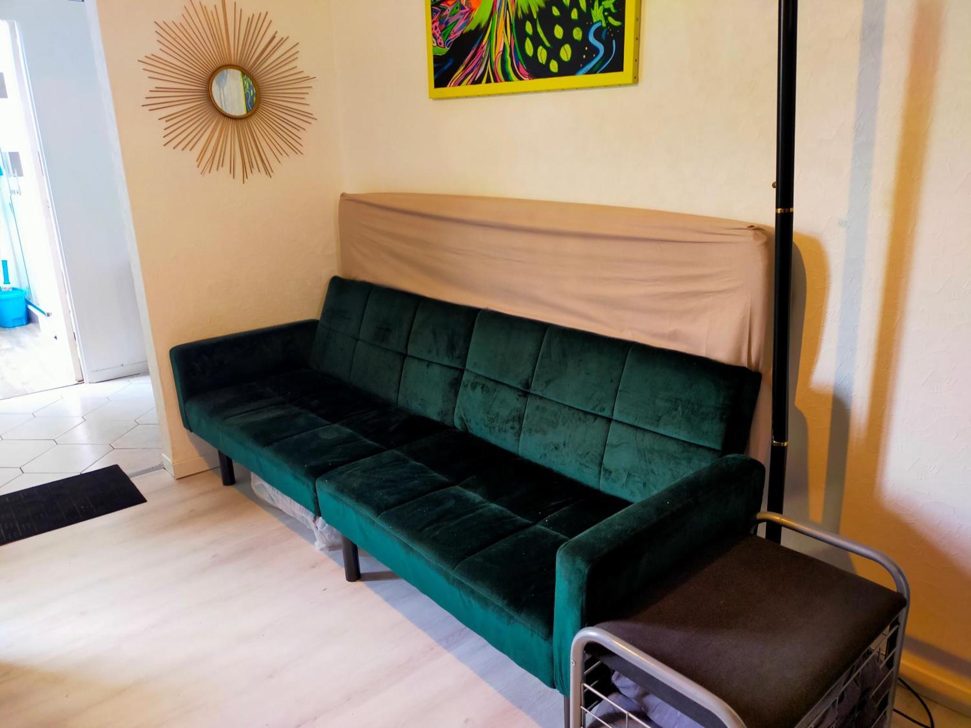 Studio En Rdc Avec Balcon Centre Vitre 외부 사진